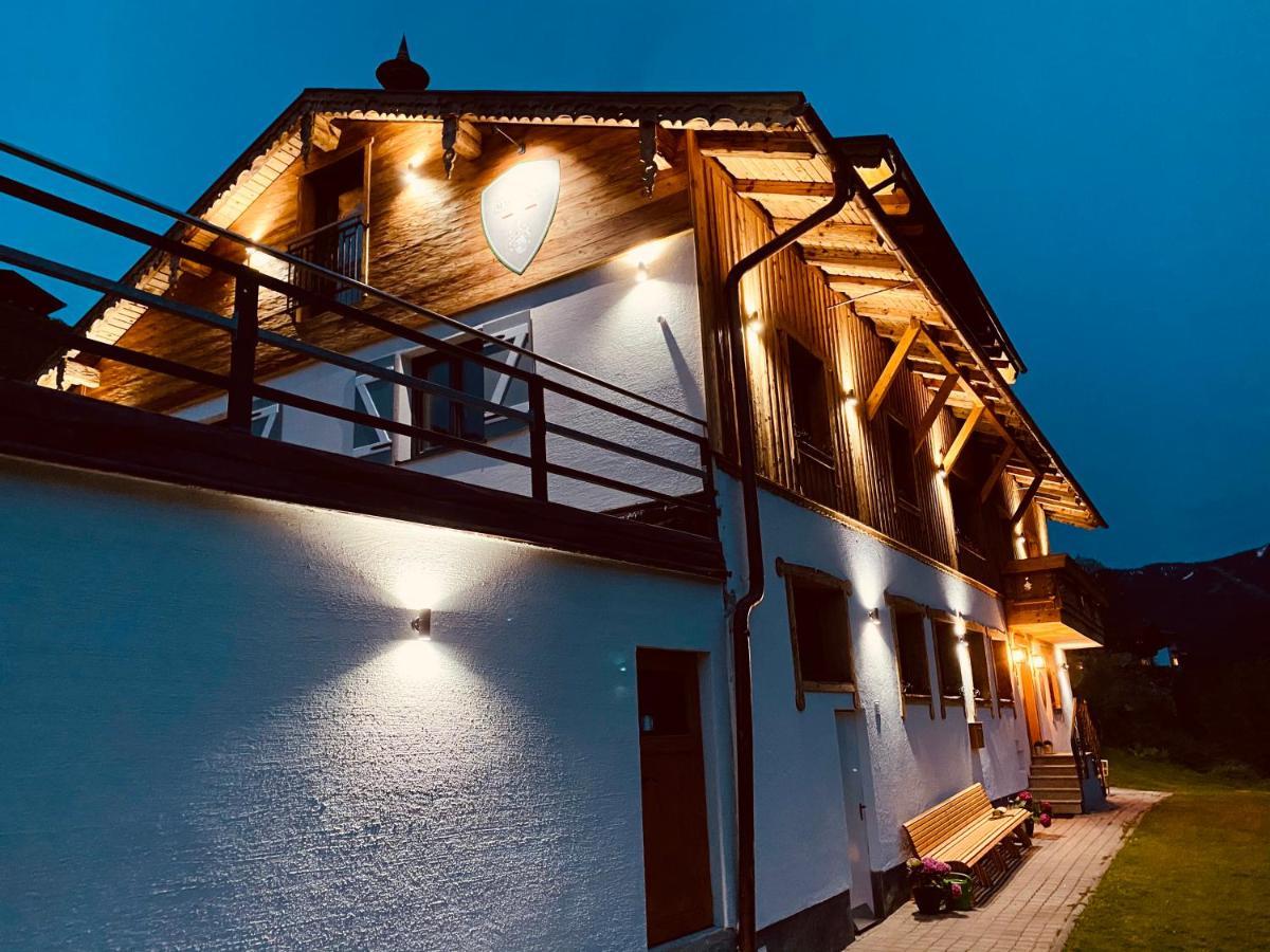 Alm Seasons Premium Chalet & Studios Зальбах-Гінтерглемм Екстер'єр фото